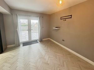 Dining Area- click for photo gallery